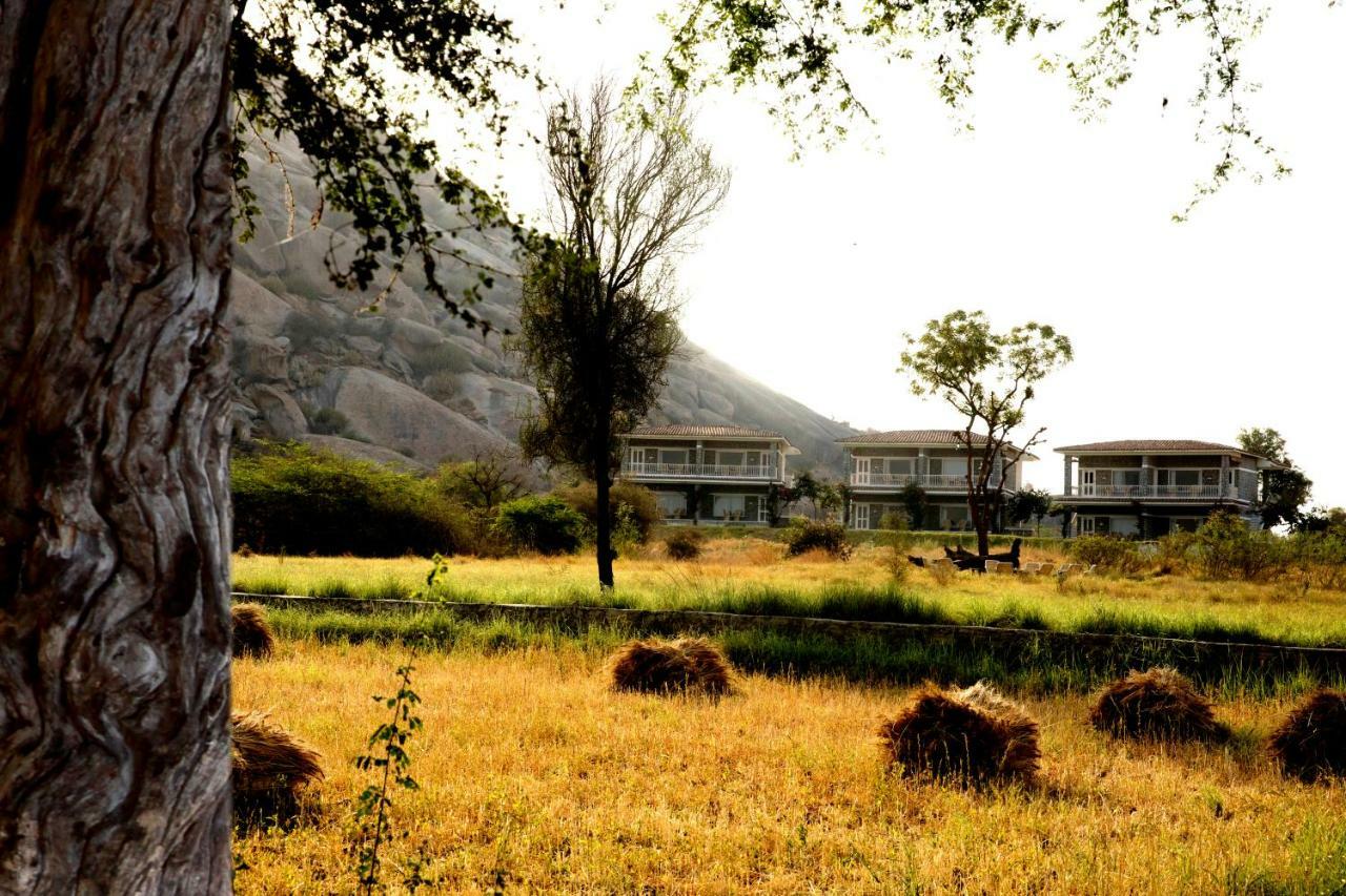 Hotel Amritara Jawai Sagar Pāli Exterior foto